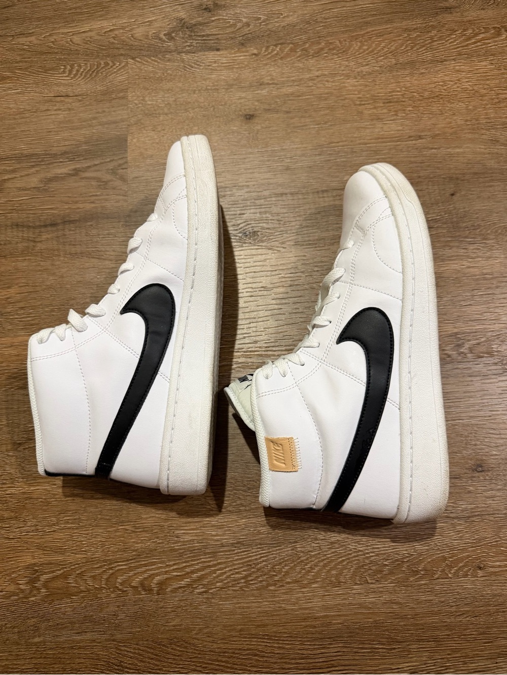 Nike Men's Court Royale 2 Mid High Top Casual Sneakers White Size 10 - Picture 9 of 12